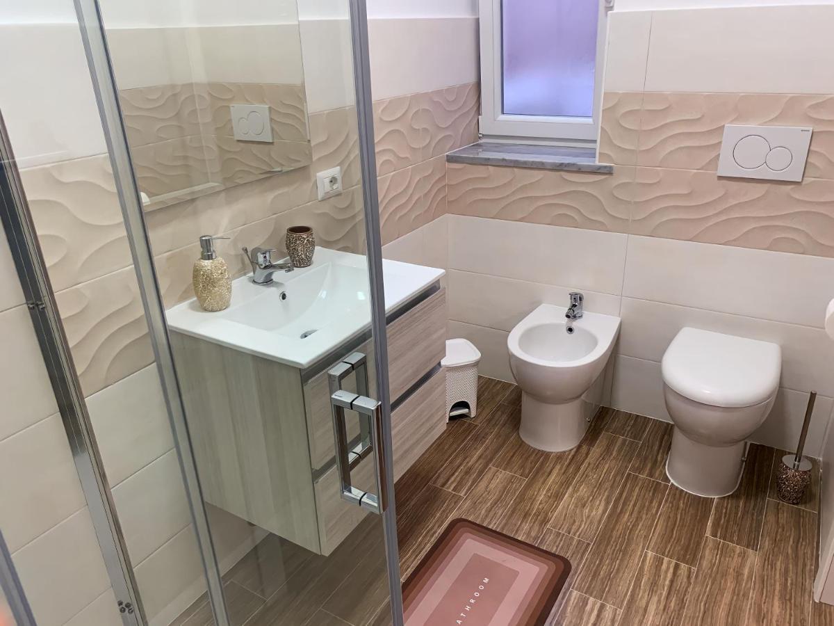 R Home Искья Экстерьер фото