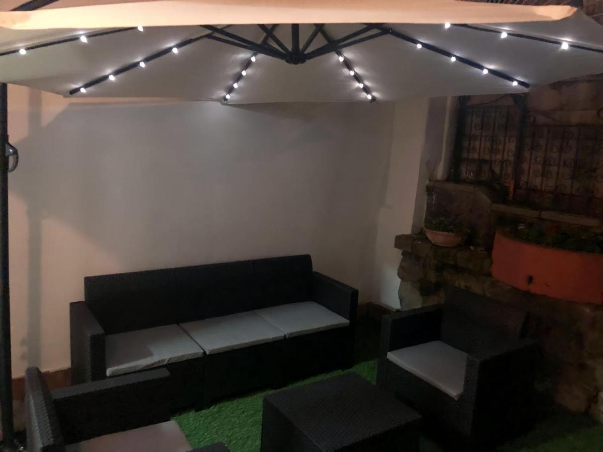R Home Искья Экстерьер фото