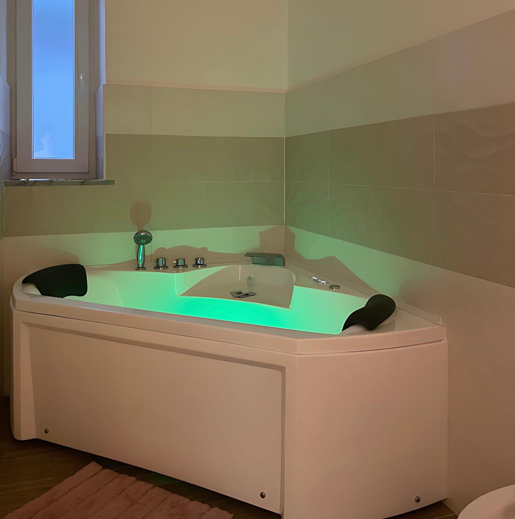 R Home Искья Экстерьер фото